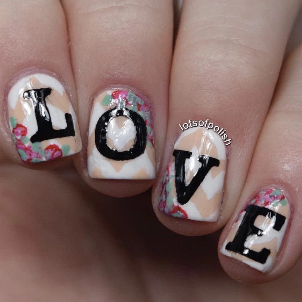 L-O-V-E Vinyls - Image 3