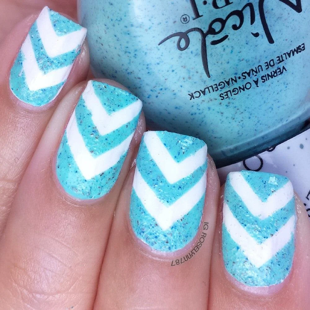 Single Chevron Skinny Vinyls - Image 3