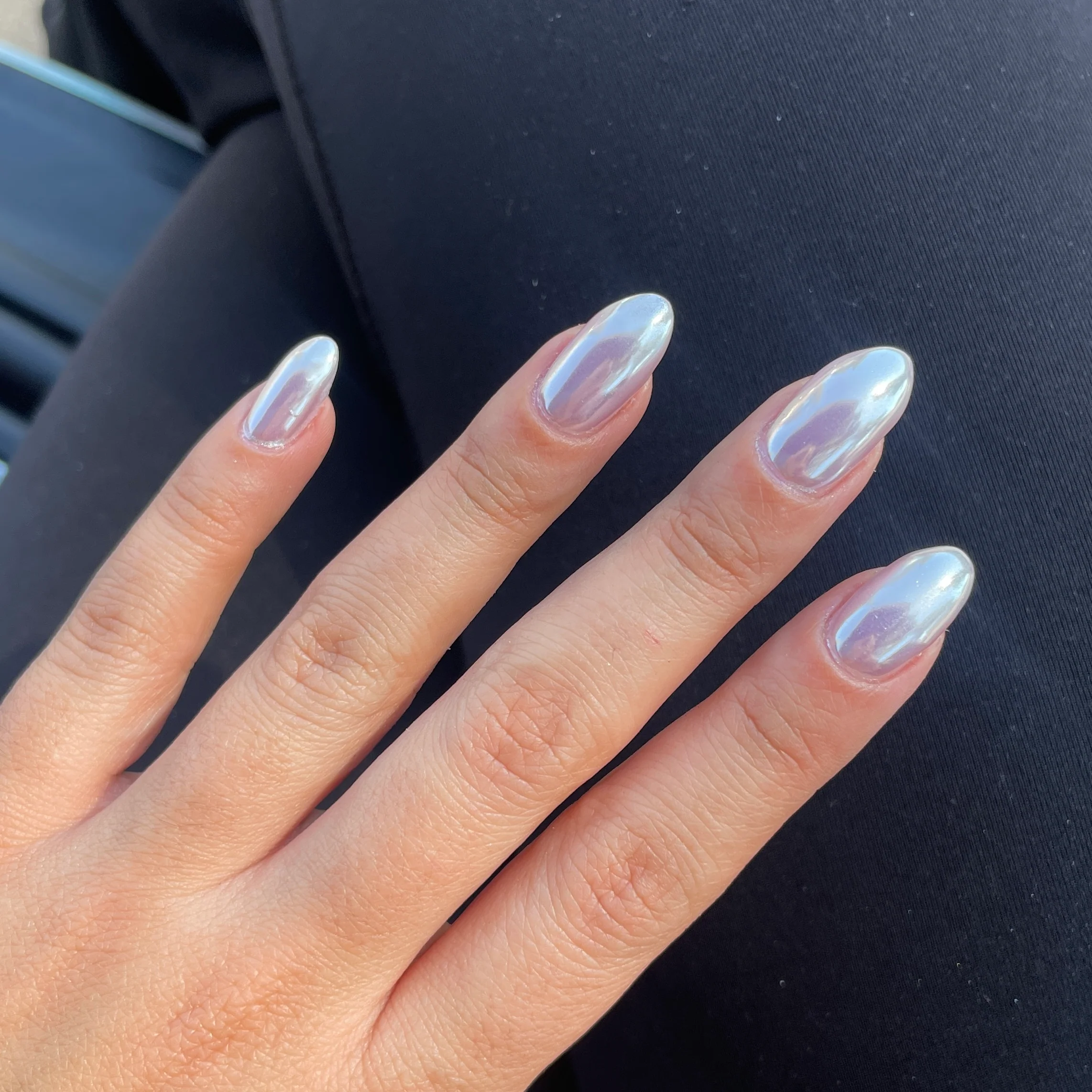 White Chrome - Image 4
