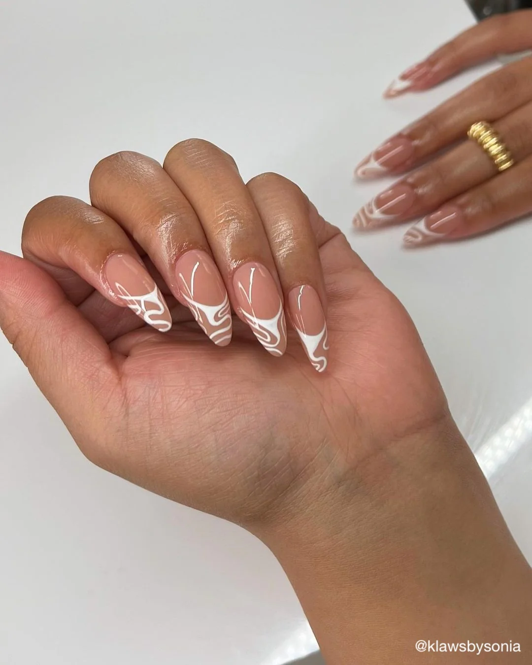 Whitings On The Wall Gel Polish - Image 4